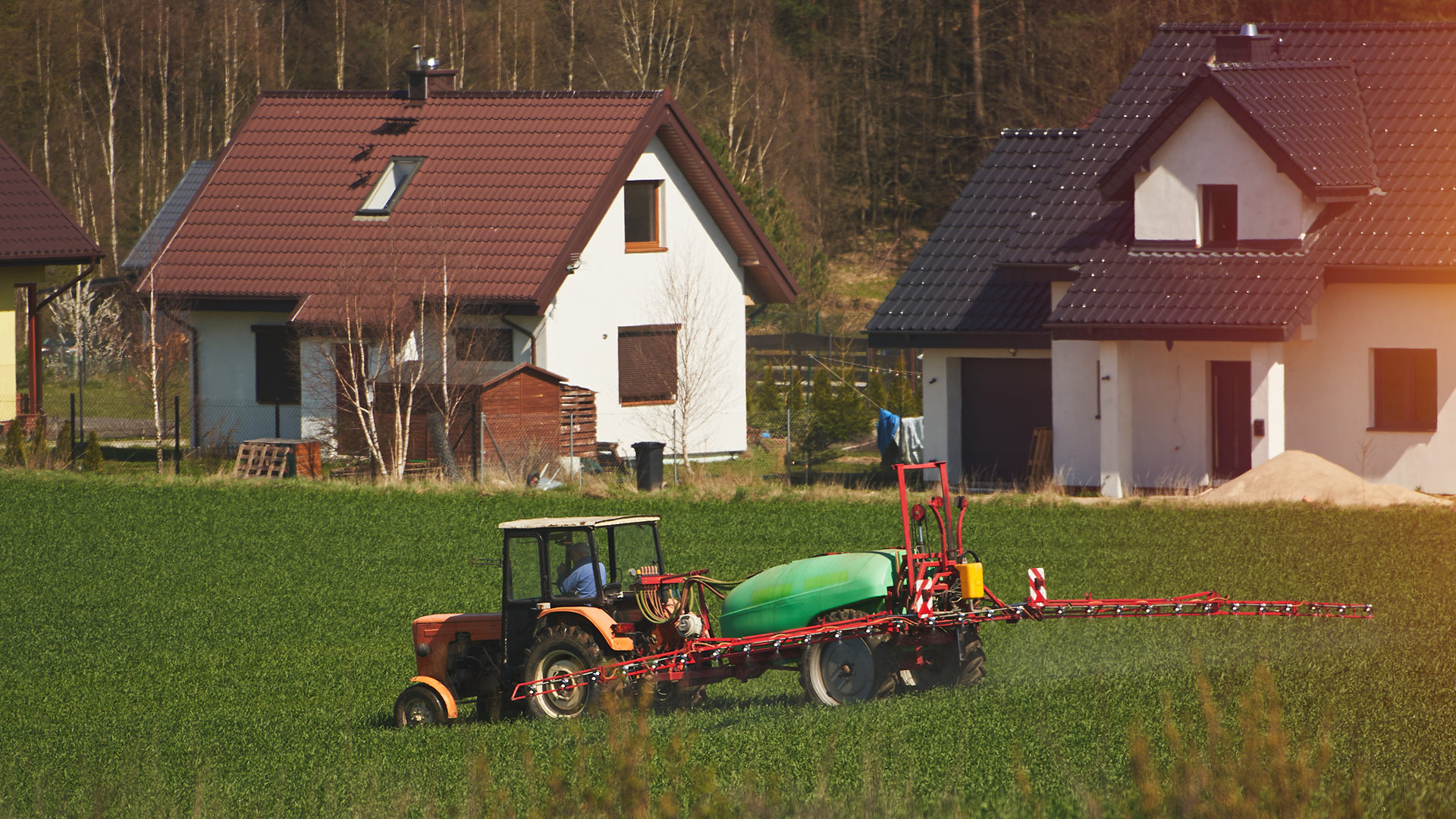 Distance de sécurité autour des zones traités par des pesticides : on réinvente le nuage de Tchernobyl !